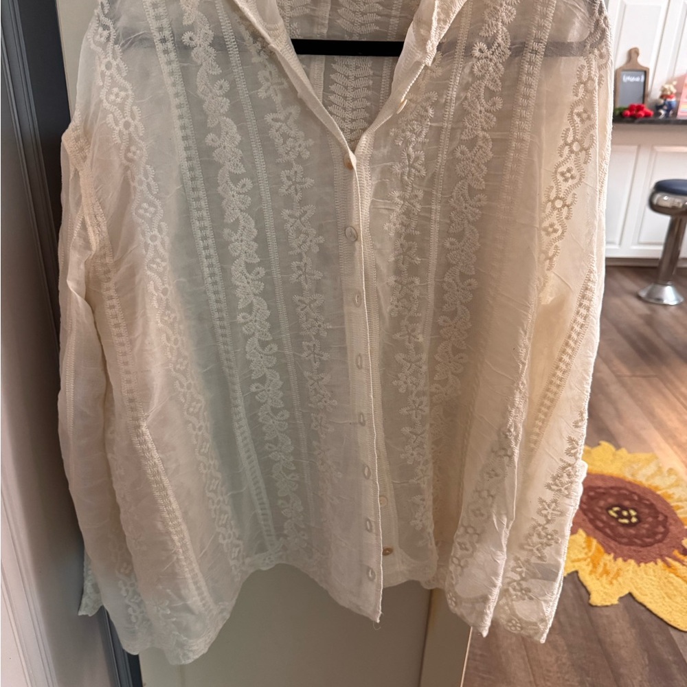 POL Women's Cream Lace-Trim Button Front Blouse